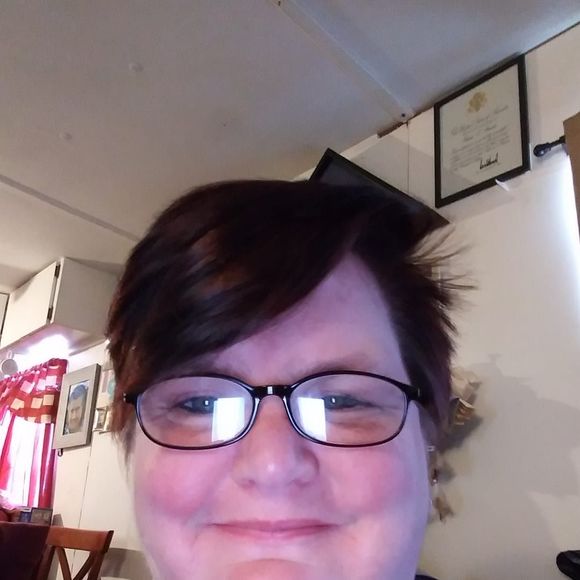 Meet your Posher, Jeanine - Picture 1 of 1